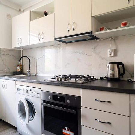 Popasul Dacului Calator Apartment Hunedoara Exterior foto