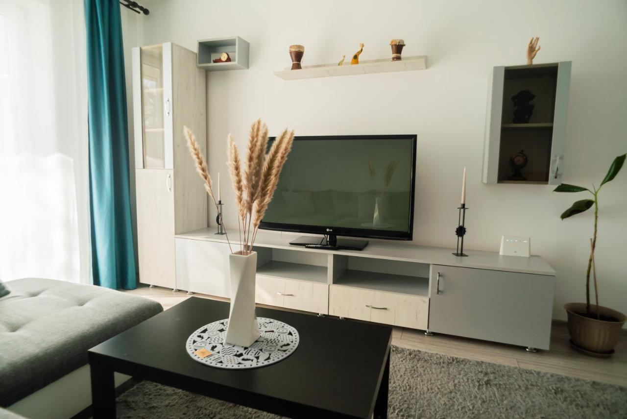 Popasul Dacului Calator Apartment Hunedoara Exterior foto